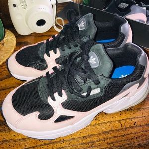 Adidas Originals Falcon